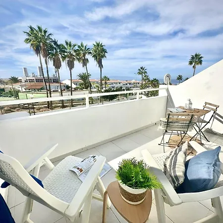 Apartment Island Village Sunset By Deihu Experiences