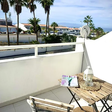 Apartment Island Village Sunset By Deihu Experiences *