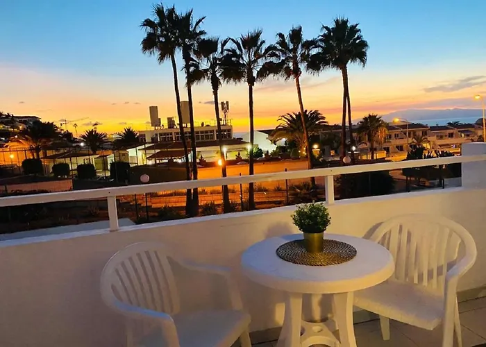 Island Village Sunset By Deihu Experiences Apartment