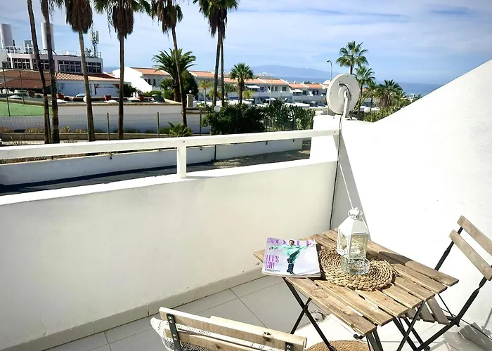 Apartment Island Village Sunset By Deihu Experiences *