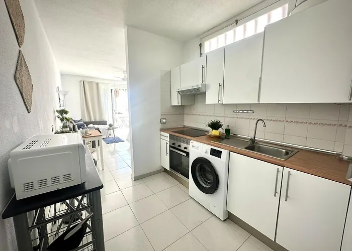 Island Village Sunset By Deihu Experiences